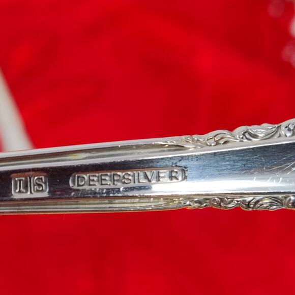 8X BS MAY QUEEN by Holmes & Edwards Silver Plate Butter Jam Spreaders - Picture 15 of 15